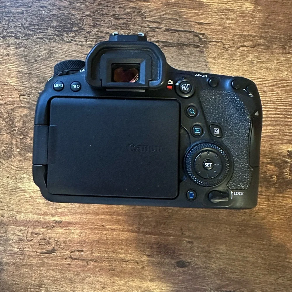 Canon 6D Mark ii